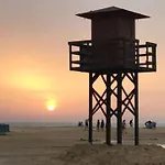 Apartment 200m De La Playa